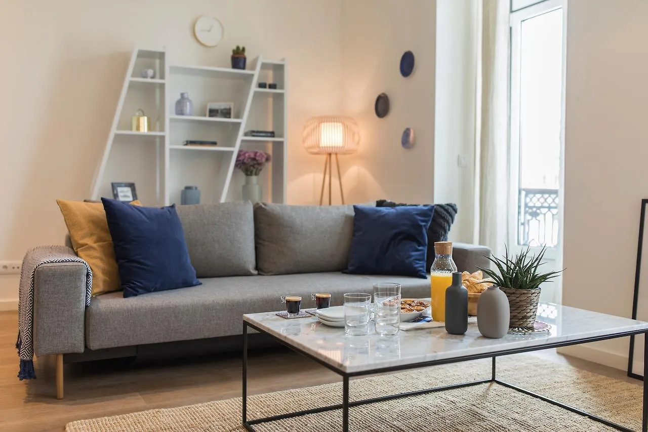 Urban Chic Apartment In The Heart Of Historic Lisboa