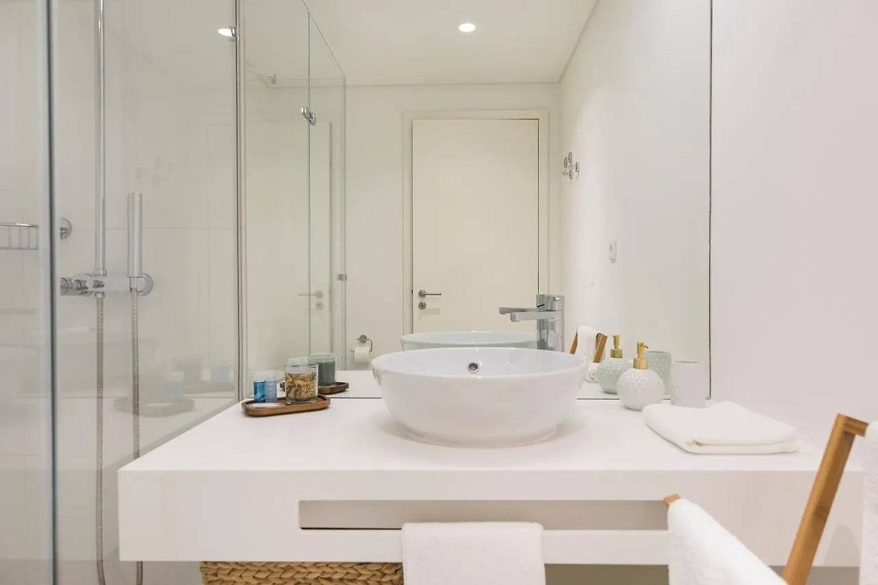 Urban Chic Apartment In The Heart Of Historic 리스본 포르투갈
